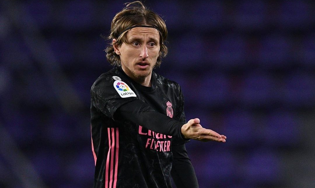 Demi Bela Real Madrid Setahun Lagi, Luka Modric Rela Turun Gaji