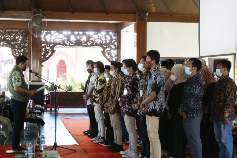 Keluarga Mahasiswa Pamekasan-Yogyakarta Resmi Dilantik, Ra Baddrut: Perkaya Khazanah Keilmuan