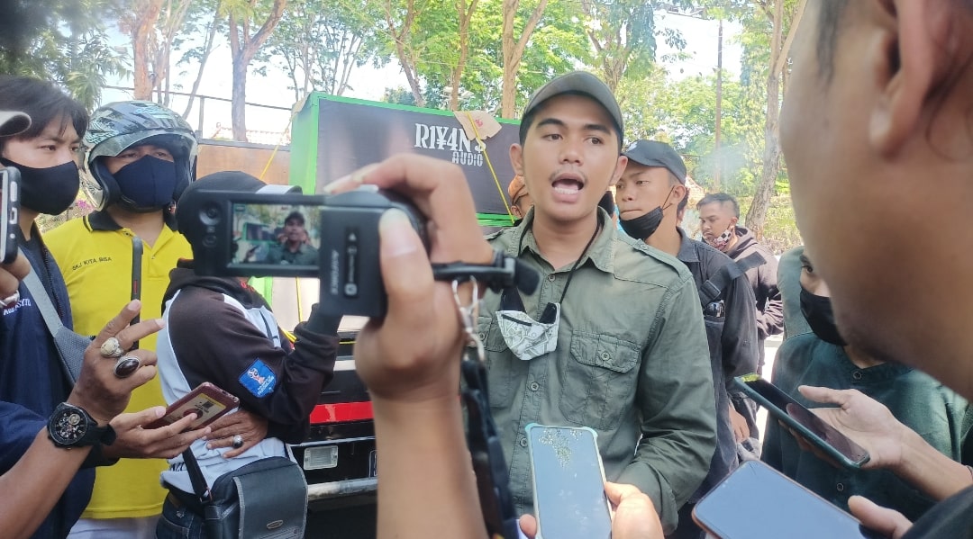 Demo Tolak Pilkades 2025, AMS Nilai DPRD Sampang Selingkuh dengan Pemerintah