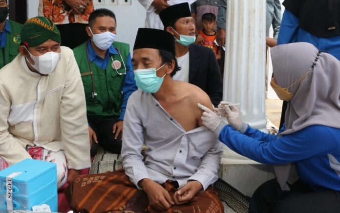 Bupati Sumenep Achmad Fauzi Sebut Kiai Berperan Penting Sukseskan Vaksinasi Covid-19