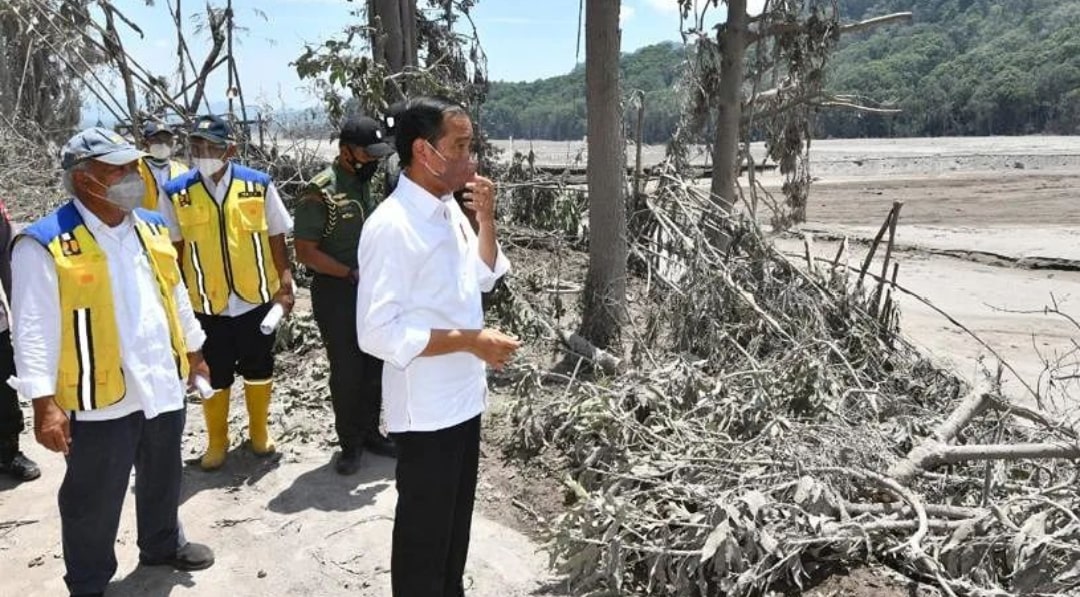 Jokowi Akan Relokasi 2.000 Rumah Warga Korban Erupsi Semeru Lumajang