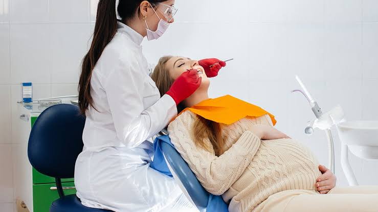 Berikut Ini Alasan Kenapa Pemeriksaan Gigi Sebelum Hamil sangat Penting