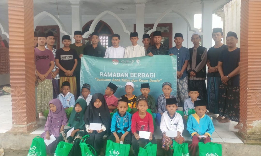 Gandeng Lazisnu Sampang, IKAPSA Santuni Anak Yatim dan Kaum Duafa