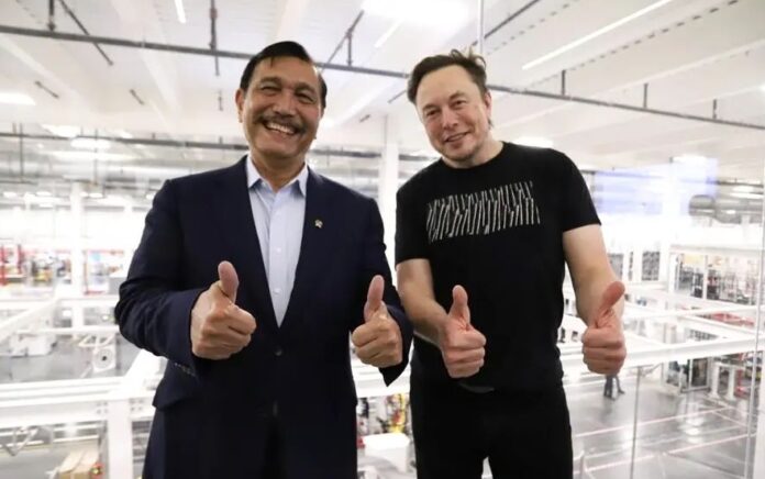 Menko Marves Luhut Binsar Panjaitan Yakin Presiden Jokowi akan Bertemu dengan Elon Musk